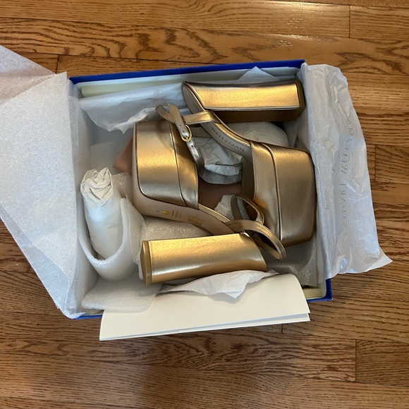 🔥🔥 Brand new Stuart Weitzman Metallic Leather Platform Pumps - super cute! - Picture 6 of 8